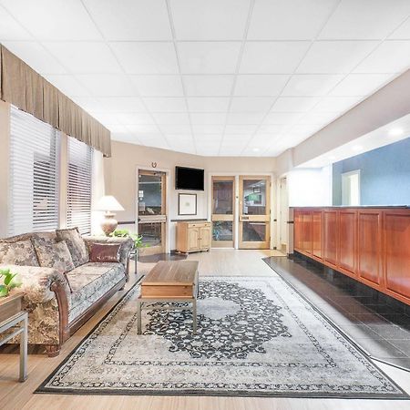 Baymont By Wyndham Paris Motel Dış mekan fotoğraf